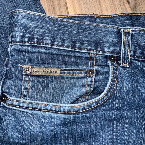 Calvin Klien Jeans Size 36 | Used Condition - Picture 4 of 10